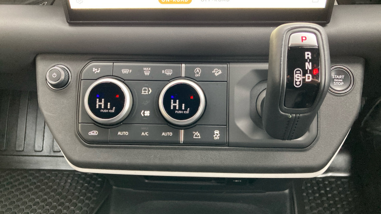 Land Rover Defender 90 Diesel 3.0 D250 Hard Top X-Dynamic HSE Auto [3 Seat]